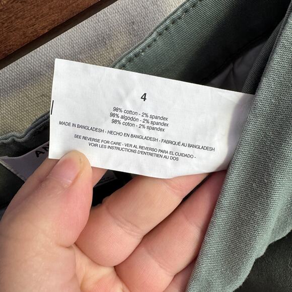 Anne Klein Jeans Size 4 Green Denim Casual Shorts with Pockets - Picture 8 of 11